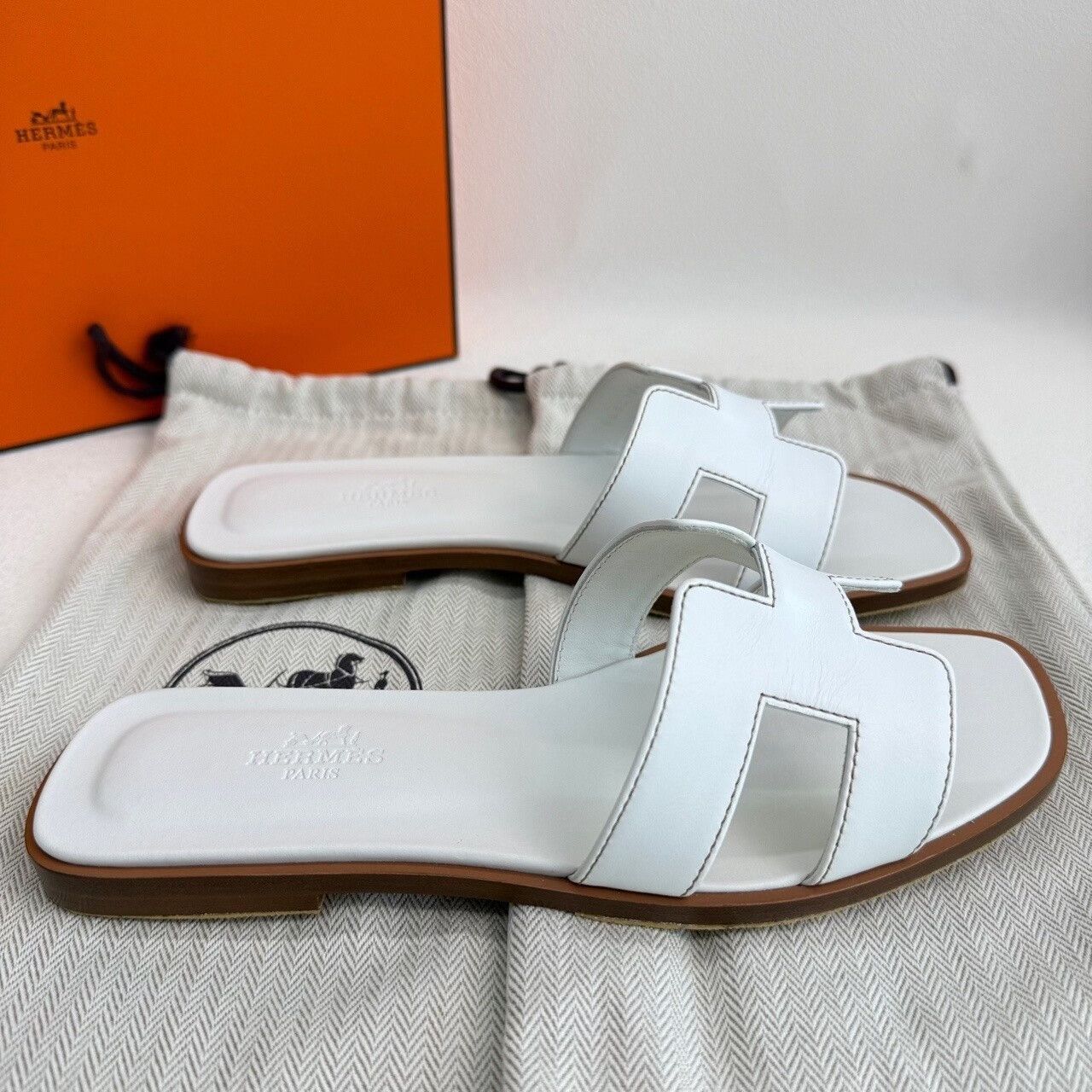 Hermes Hermes White Sandals us_6 Women Size US 6 / IT 36 - 5 Thumbnail