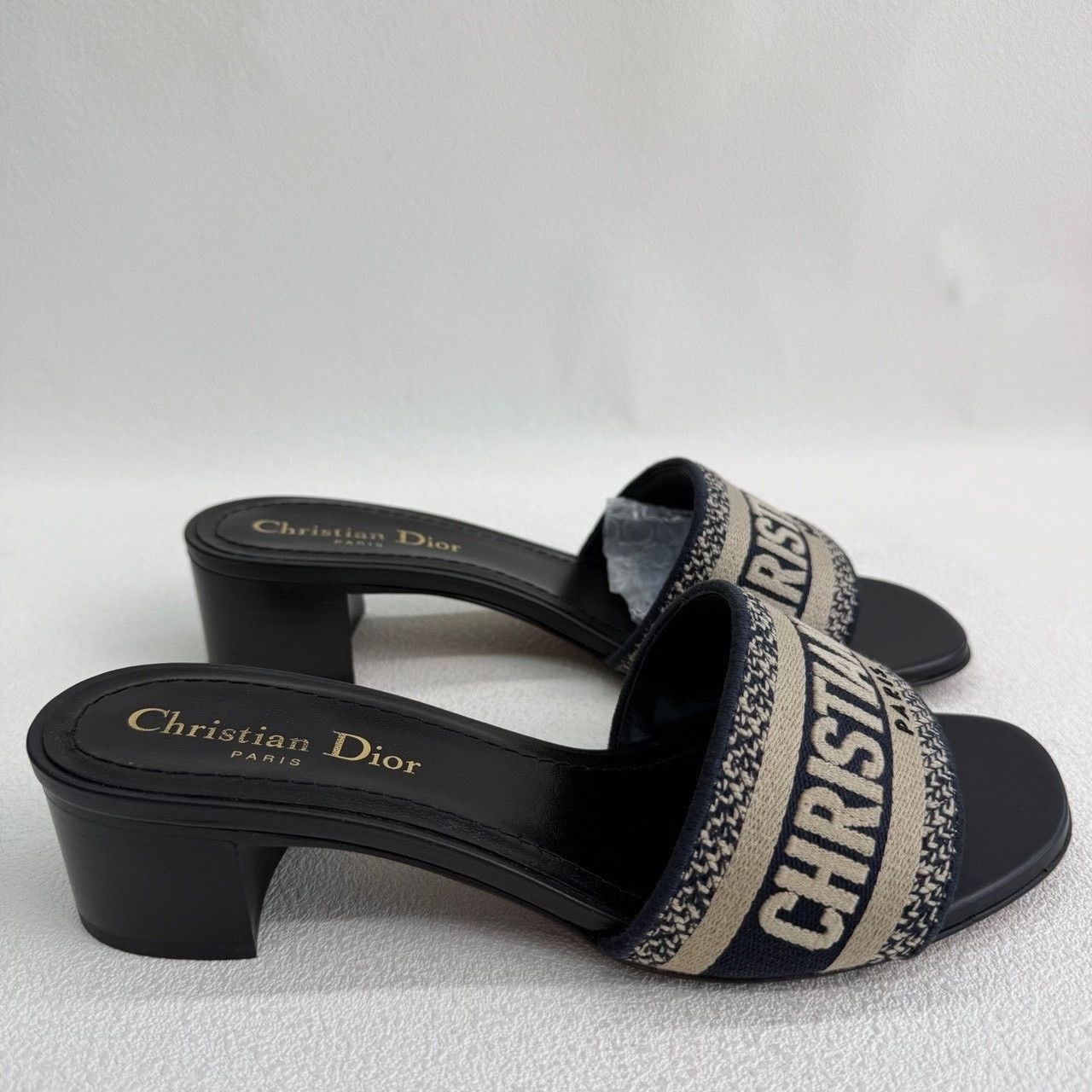 Dior Dior Embroidered Blue Sandals us_6-5 Women Size US 6.5 / IT 36.5 - 4 Thumbnail