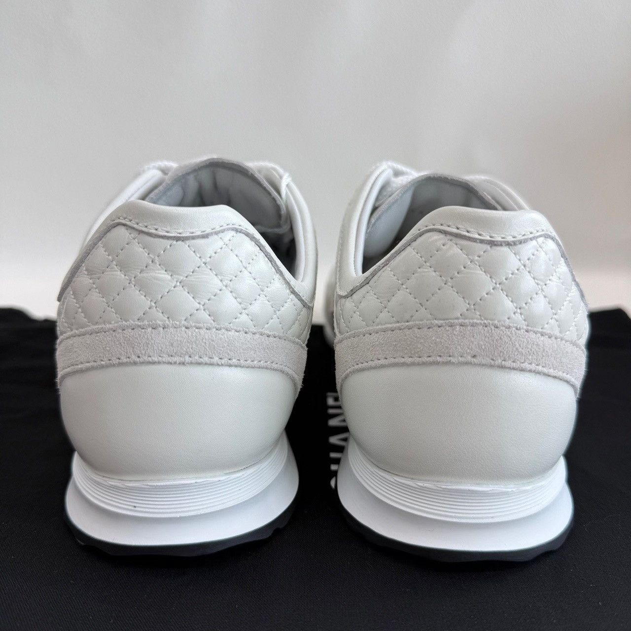 Chanel Chanel White Lowtop Sneakers us_6-5 Women Size US 6.5 / IT 36.5 - 6 Thumbnail