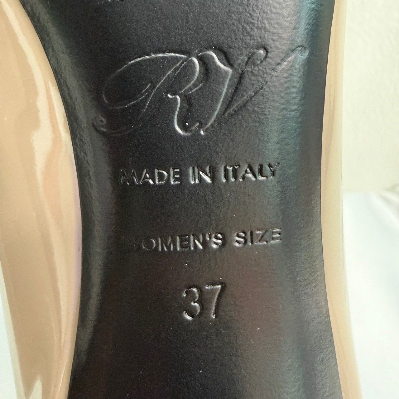 Roger Vivier Roger Vivier Retro Gray Lowtop Sneakers us_6-5 Women Size US 6.5 / IT 36.5 - 7 Thumbnail