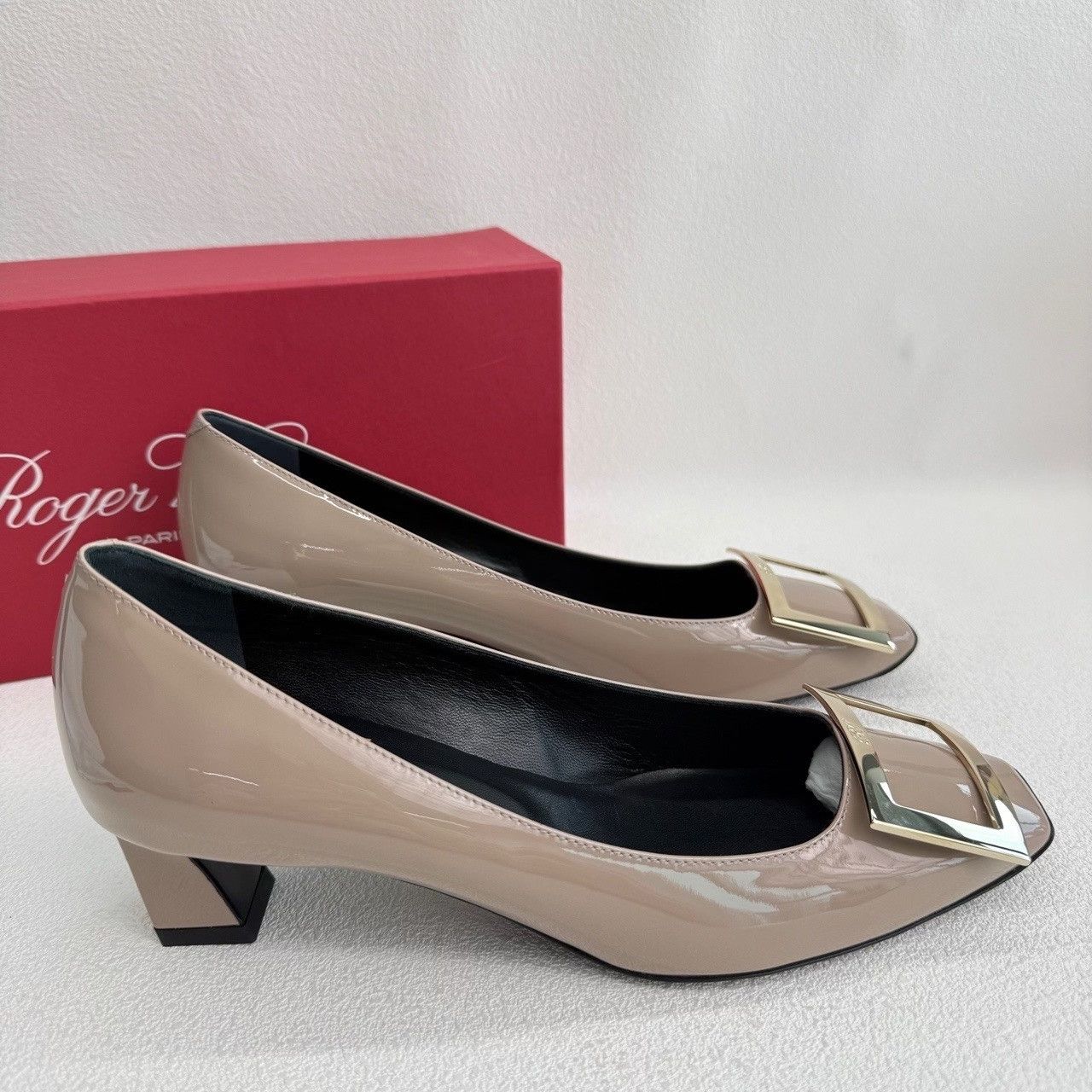 Roger Vivier Roger Vivier Retro Gray Lowtop Sneakers us_6-5 Women Size US 6.5 / IT 36.5 - 4 Thumbnail