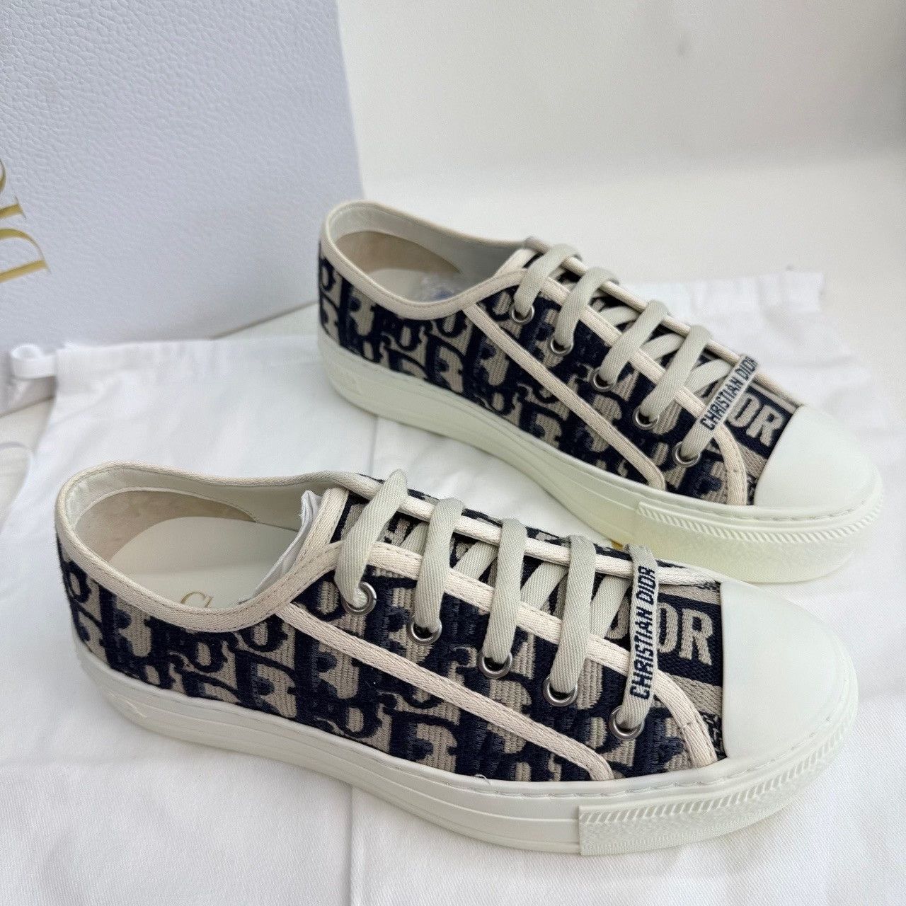 Dior Dior Blue Lowtop Sneakers us_5 Women Size US 5 / IT 35 - 4 Thumbnail
