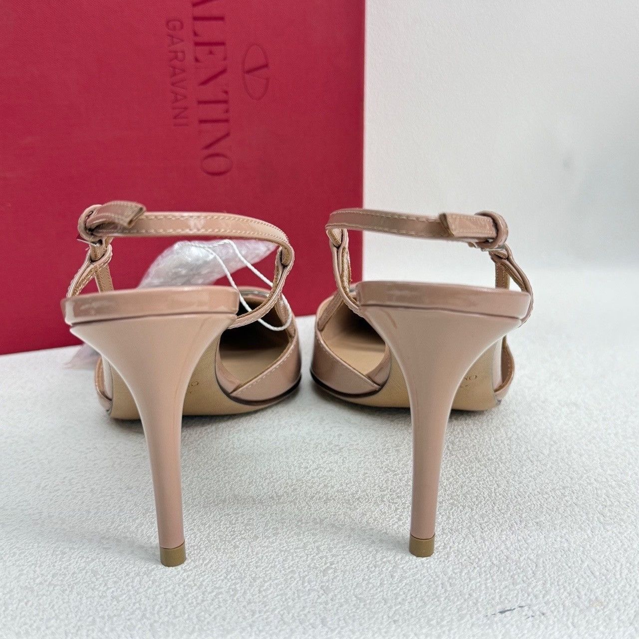 Valentino Valentino Retro Pink Sandals us_5 Women Size US 5 / IT 35 - 5 Thumbnail