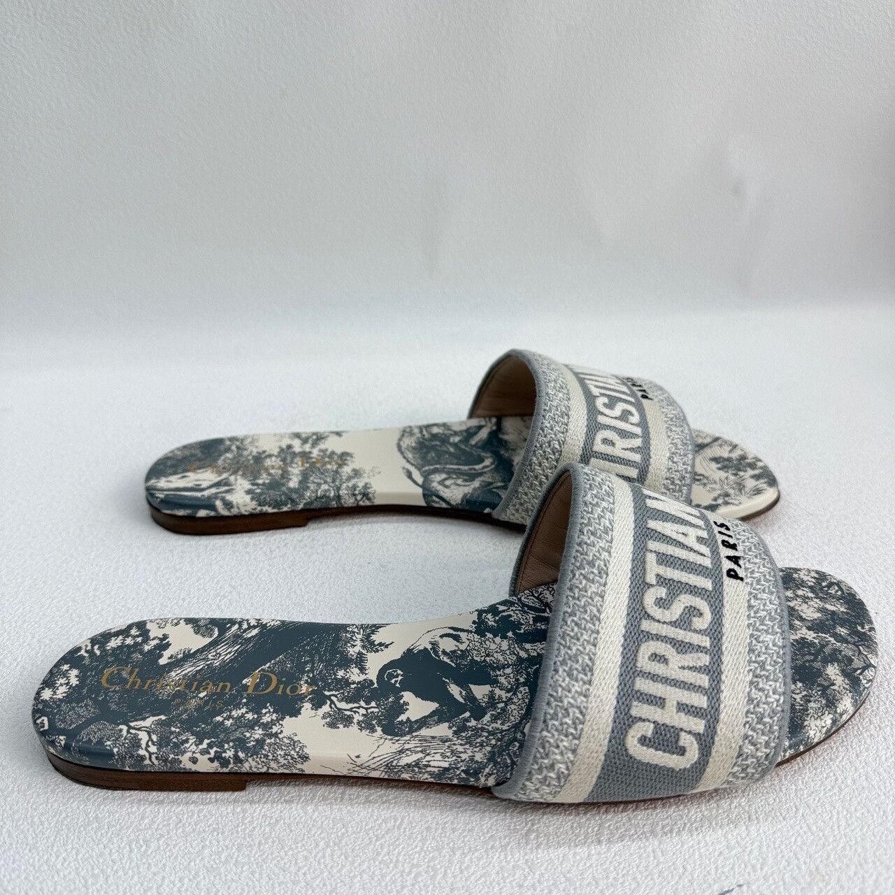 Dior Dior White Sandals us_7-5 Women Size US 7.5 / IT 37.5 - 4 Thumbnail
