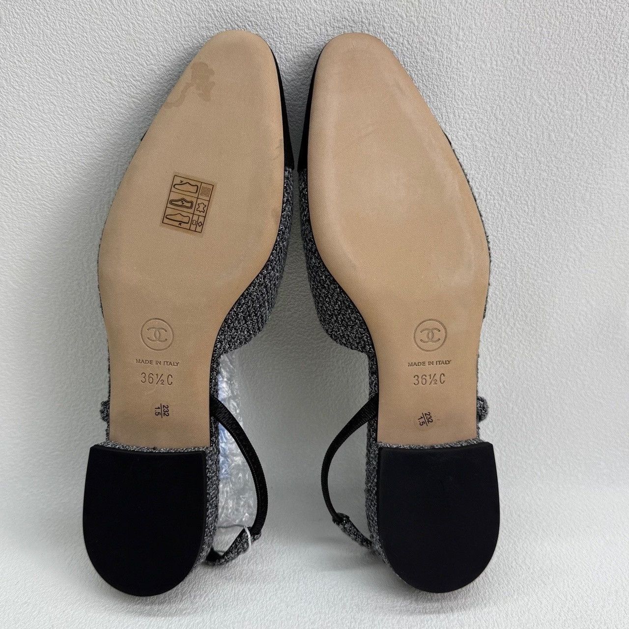 Chanel Chanel Black Sandals us_5 Women Size US 5 / IT 35 - 7 Thumbnail