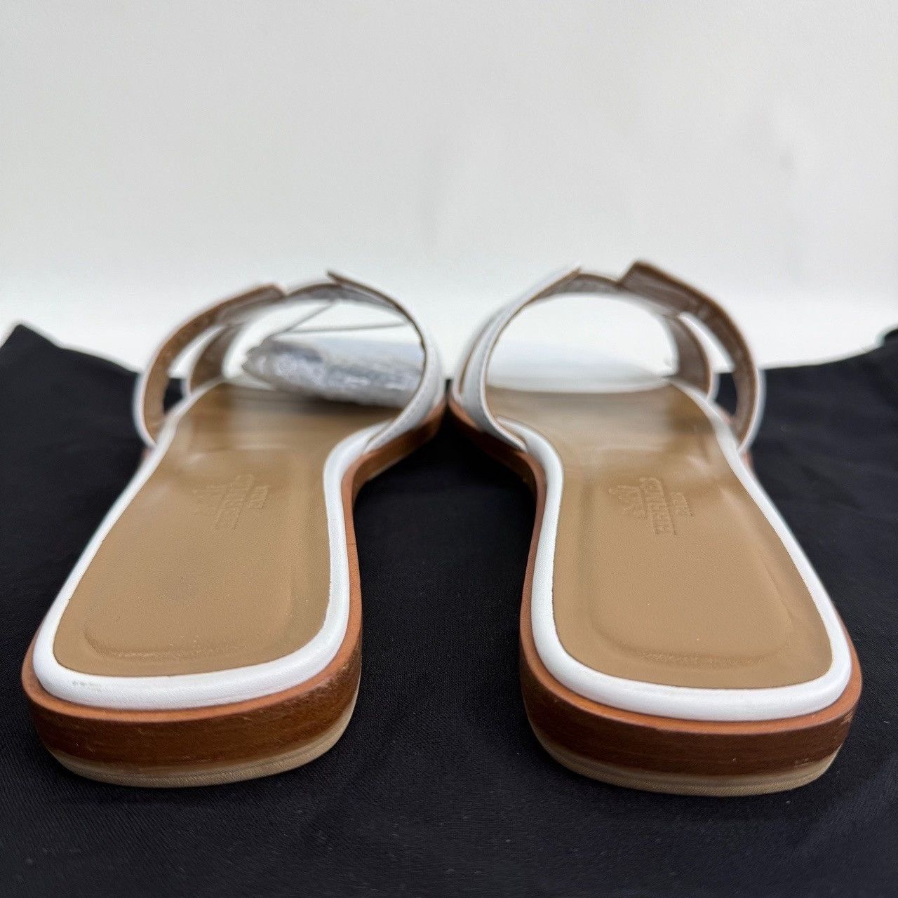 Hermes Hermes White Sandals us_5 Women Size US 5 / IT 35 - 5 Thumbnail