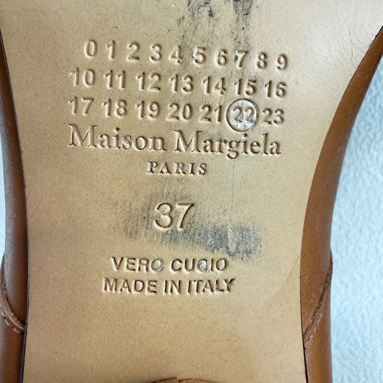Maison Margiela Maison Margiela Leather Beige Lowtop Sneakers us_6-5 Women Size US 6.5 / IT 36.5 - 8 Thumbnail