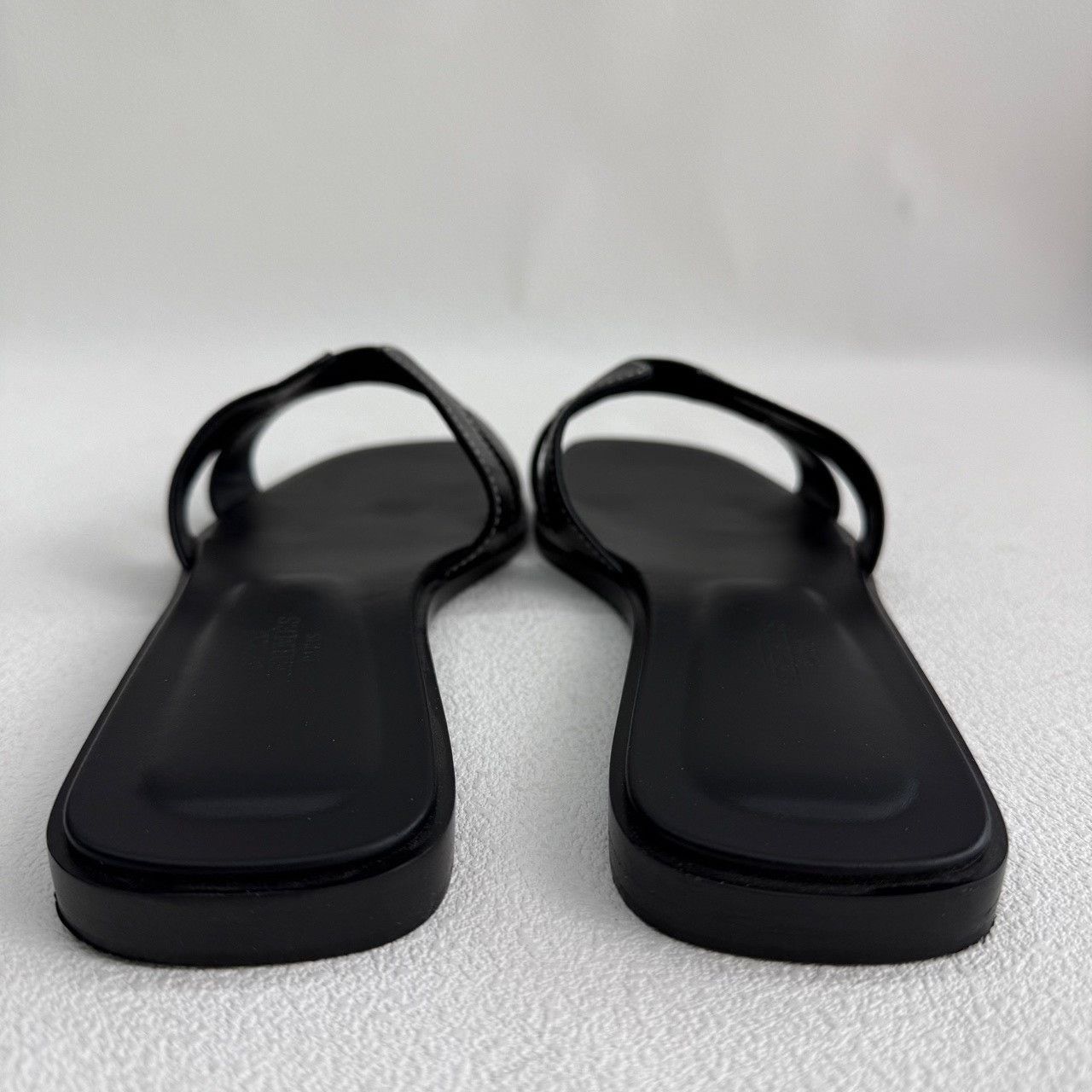 Hermes Hermes Leather Black Sandals us_6 Women Size US 6 / IT 36 - 4 Thumbnail
