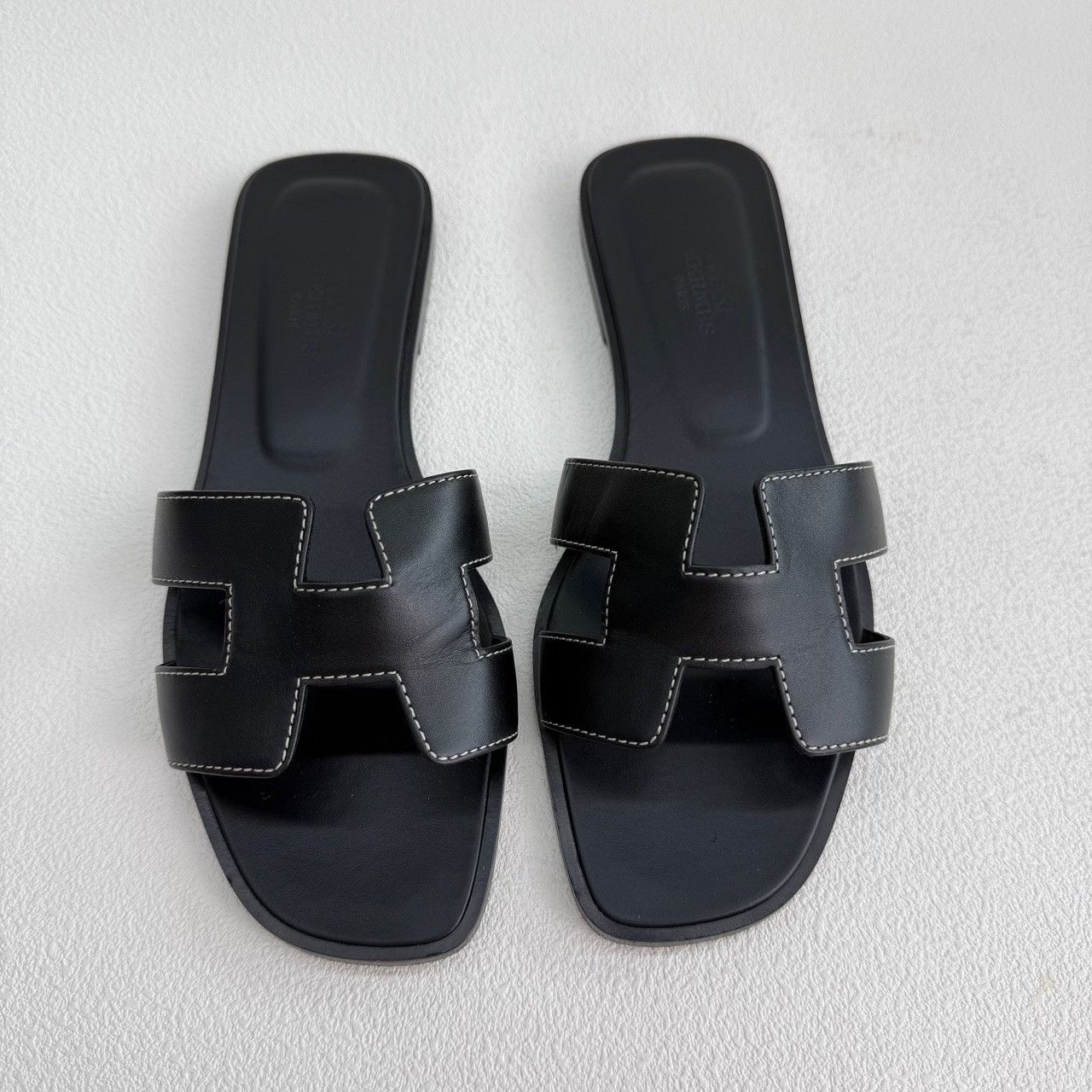 Hermes Hermes Leather Black Sandals us_6 Women Size US 6 / IT 36 - 2 Thumbnail