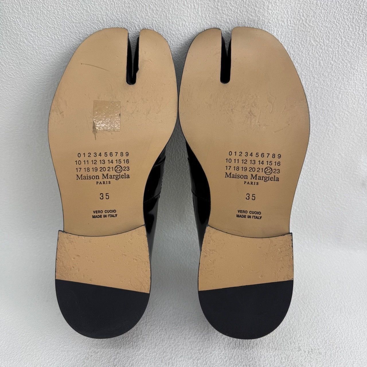 Maison Margiela Maison Margiela Black Lowtop Sneakers us_5 Women Size US 5 / IT 35 - 7 Thumbnail