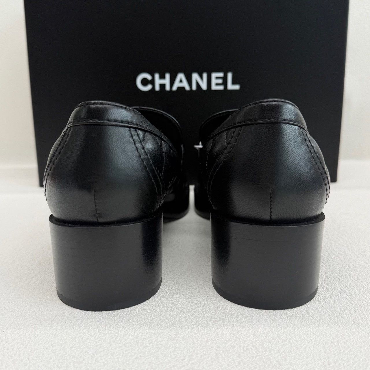 Chanel Chanel Plaid Black Lowtop Sneakers us_6 Women Size US 6 / IT 36 - 5 Thumbnail