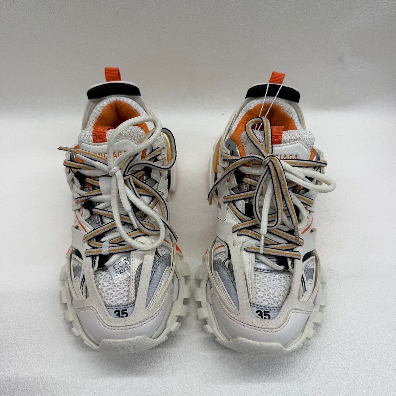 Balenciaga Balenciaga Nylon White Lowtop Sneakers us_5 Women Size US 5 / IT 35 - 2 Thumbnail