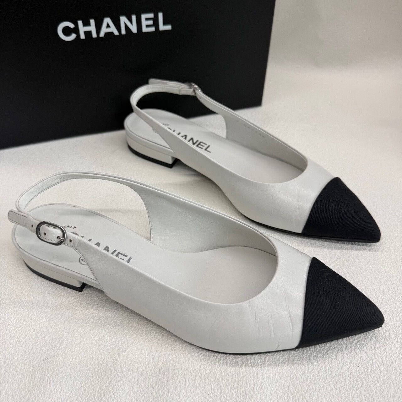 Chanel Chanel Patchwork Black Sandals us_6 Women Size US 6 / IT 36 - 3 Thumbnail