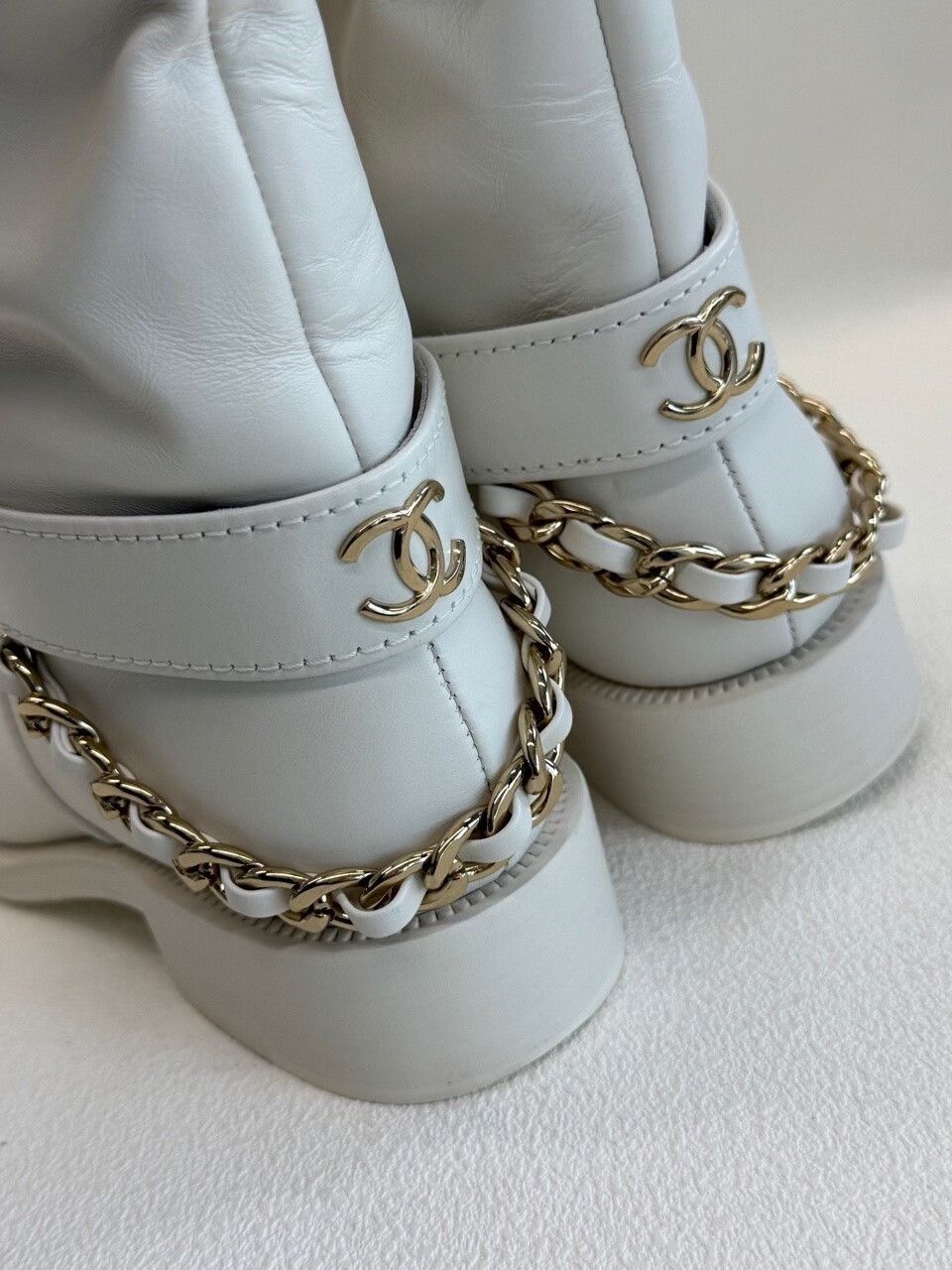 Chanel Chanel Retro Rare White Boots us_5 Women Size US 5 / IT 35 - 8 Thumbnail