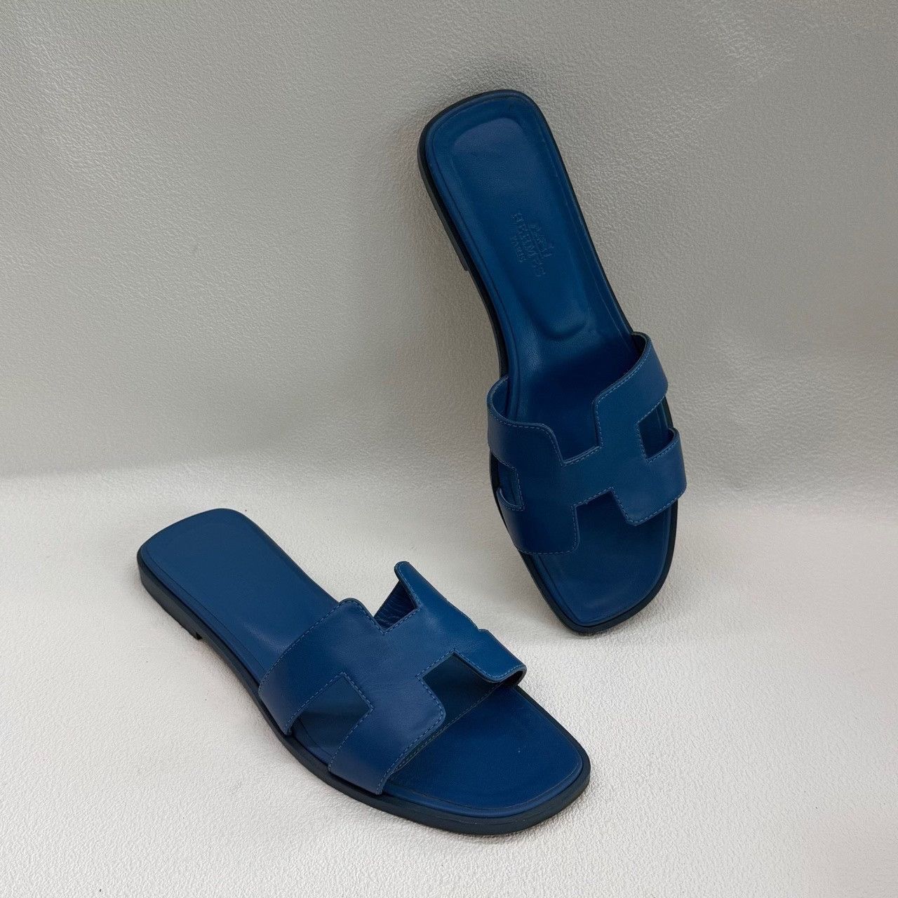 Hermes Hermes Blue Sandals us_6-5 Women Size US 6.5 / IT 36.5 - 6 Thumbnail