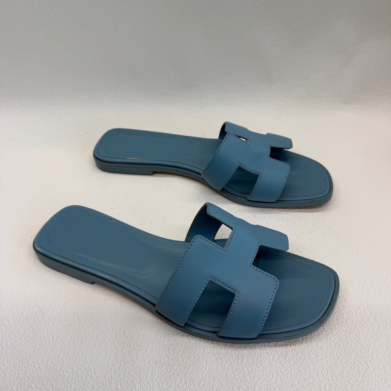 Hermes Hermes Blue Sandals us_7-5 Women Size US 7.5 / IT 37.5 - 3 Thumbnail
