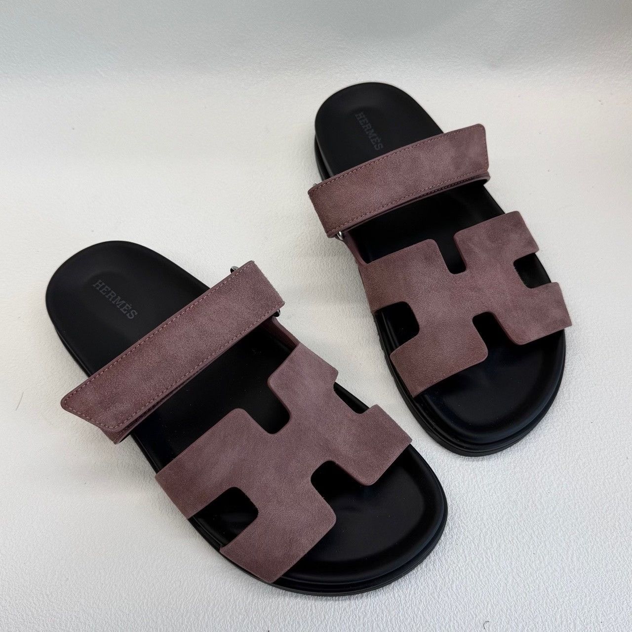Hermes Hermes Leather Pink Sandals us_8-5 Women Size US 8.5 / IT 38.5 - 9 Thumbnail