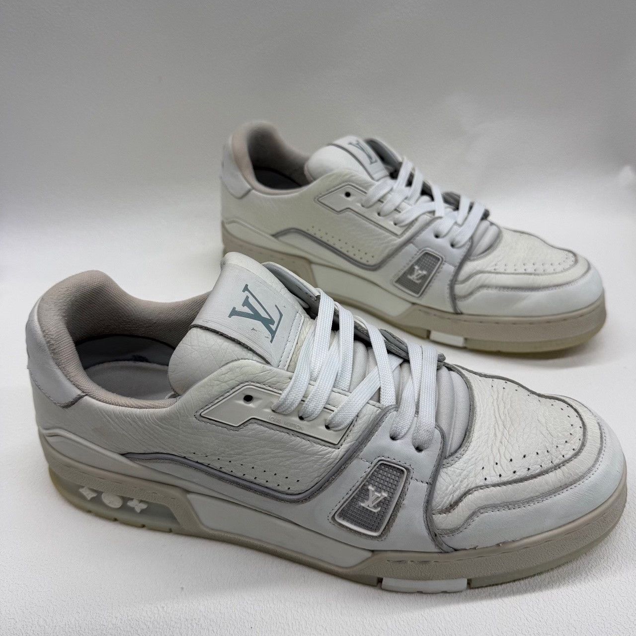 Louis Vuitton Louis Vuitton Training White Lowtop Sneakers 10 Men Size US 10 / EU 43 - 3 Thumbnail