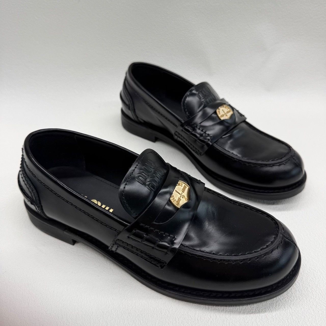 Miu Miu Miu Miu Casual Black Lowtop Sneakers us_6 Women Size US 6 / IT 36 - 4 Thumbnail