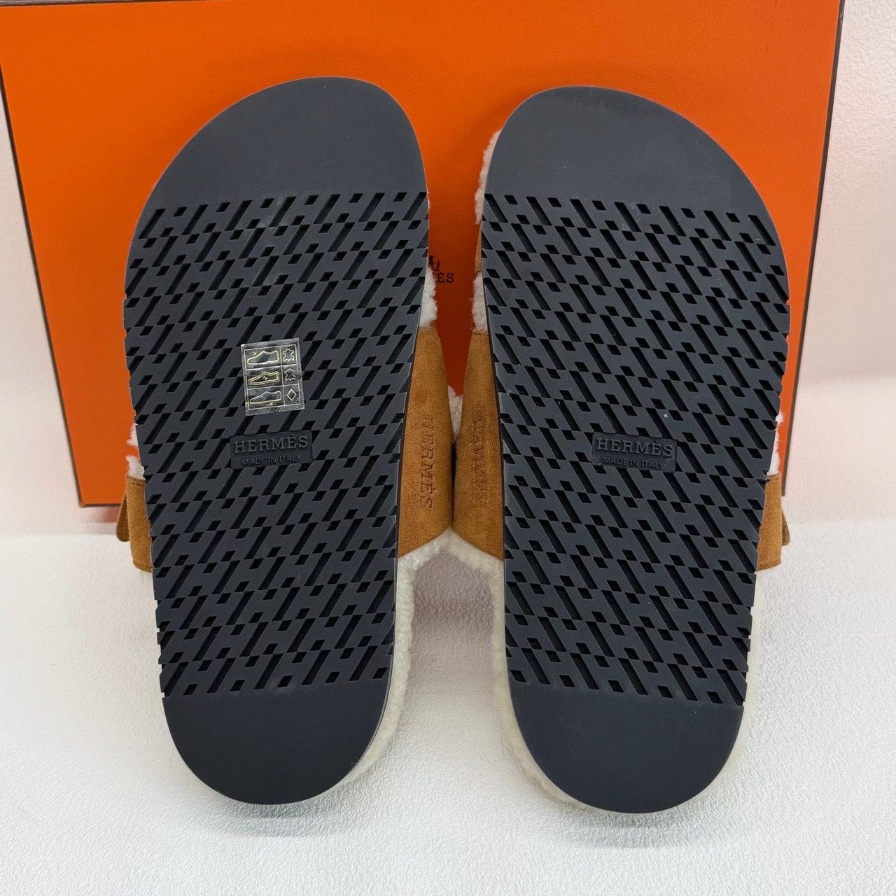 Hermes Hermes Casual Brown Sandals us_5 Women Size US 5 / IT 35 - 7 Thumbnail