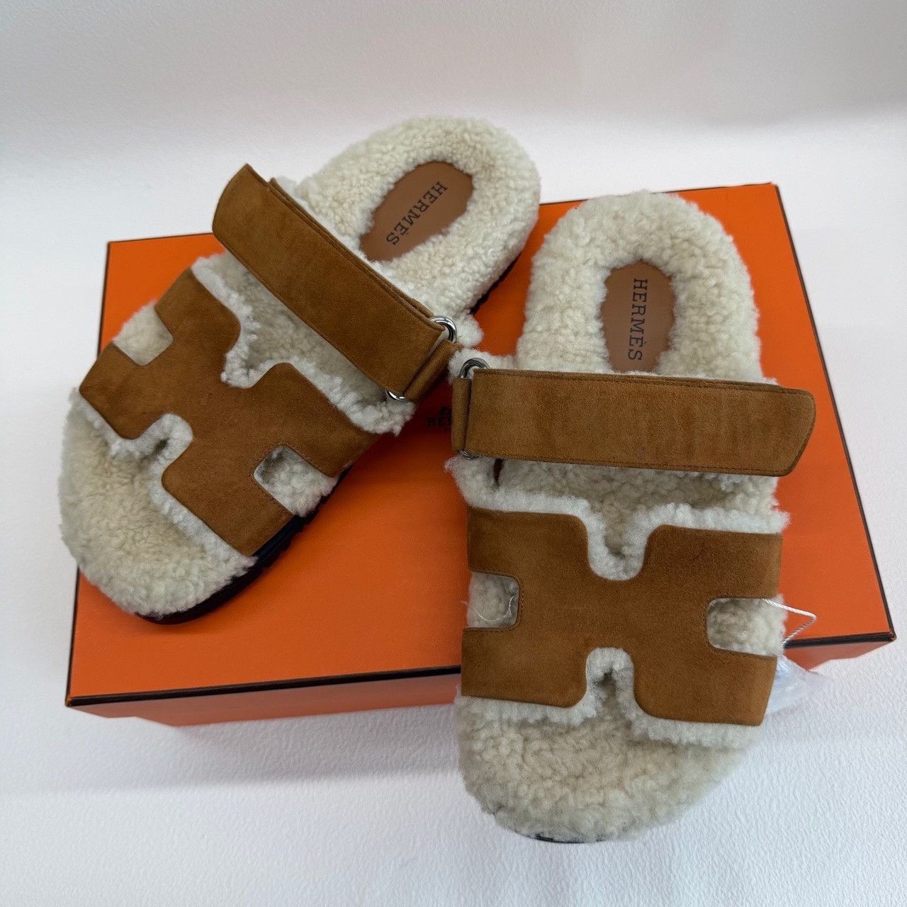 Hermes Hermes Casual Brown Sandals us_5 Women Size US 5 / IT 35 - 2 Thumbnail