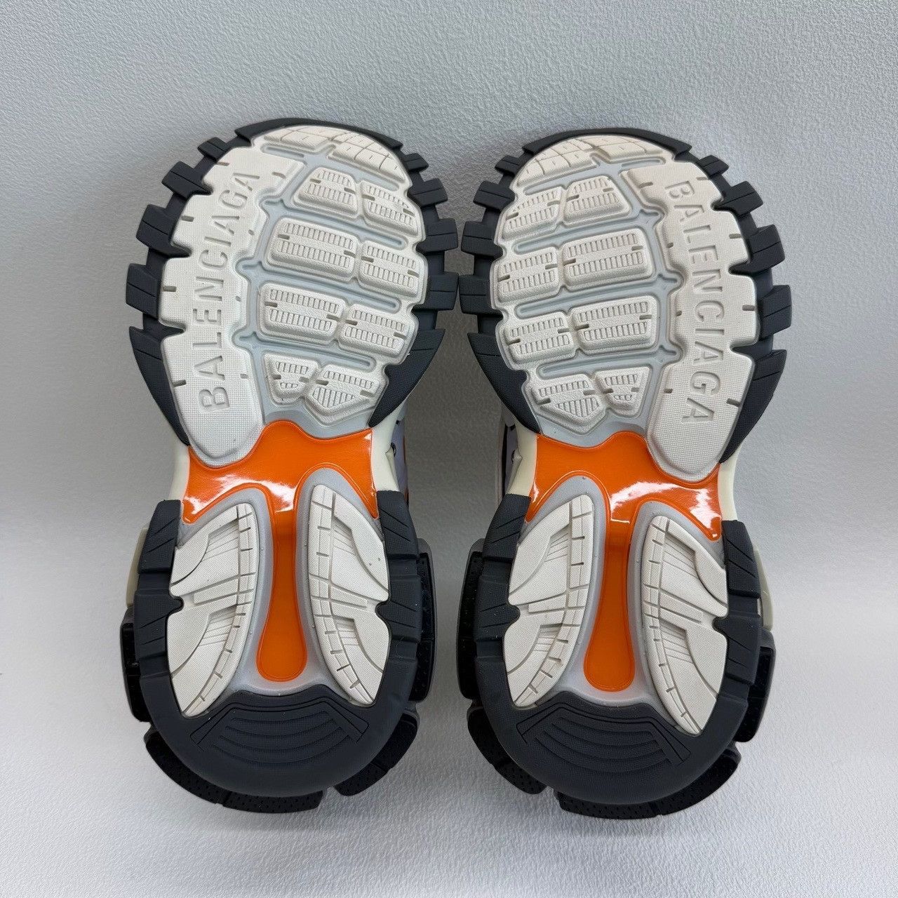Balenciaga Balenciaga Multi Lowtop Sneakers us_7-5 Women Size US 7.5 / IT 37.5 - 5 Thumbnail