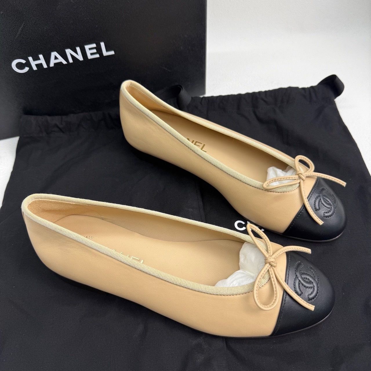 Chanel Chanel Black Lowtop Sneakers us_6 Women Size US 6 / IT 36 - 4 Thumbnail