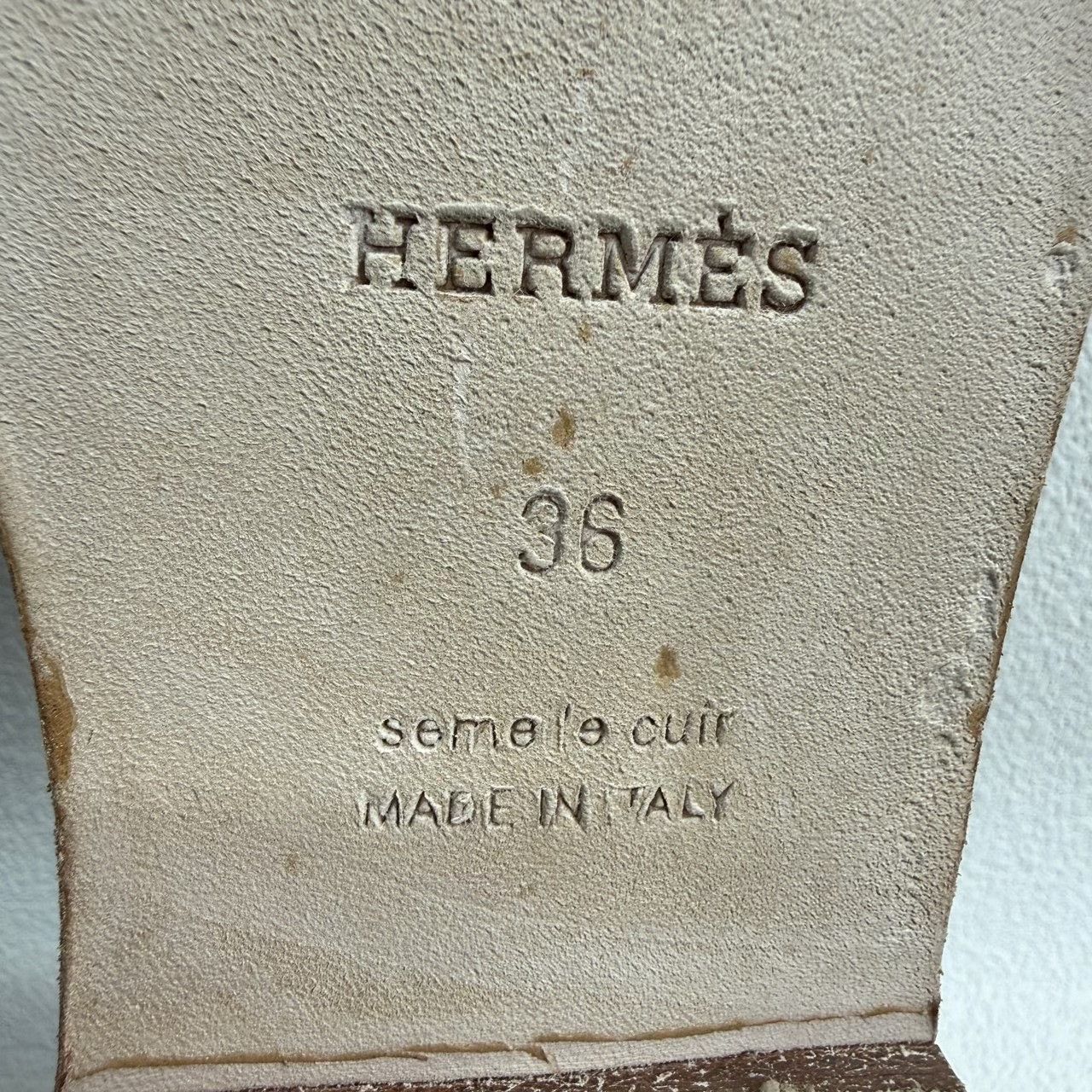 Hermes Hermes White Sandals us_6 Women Size US 6 / IT 36 - 8 Thumbnail