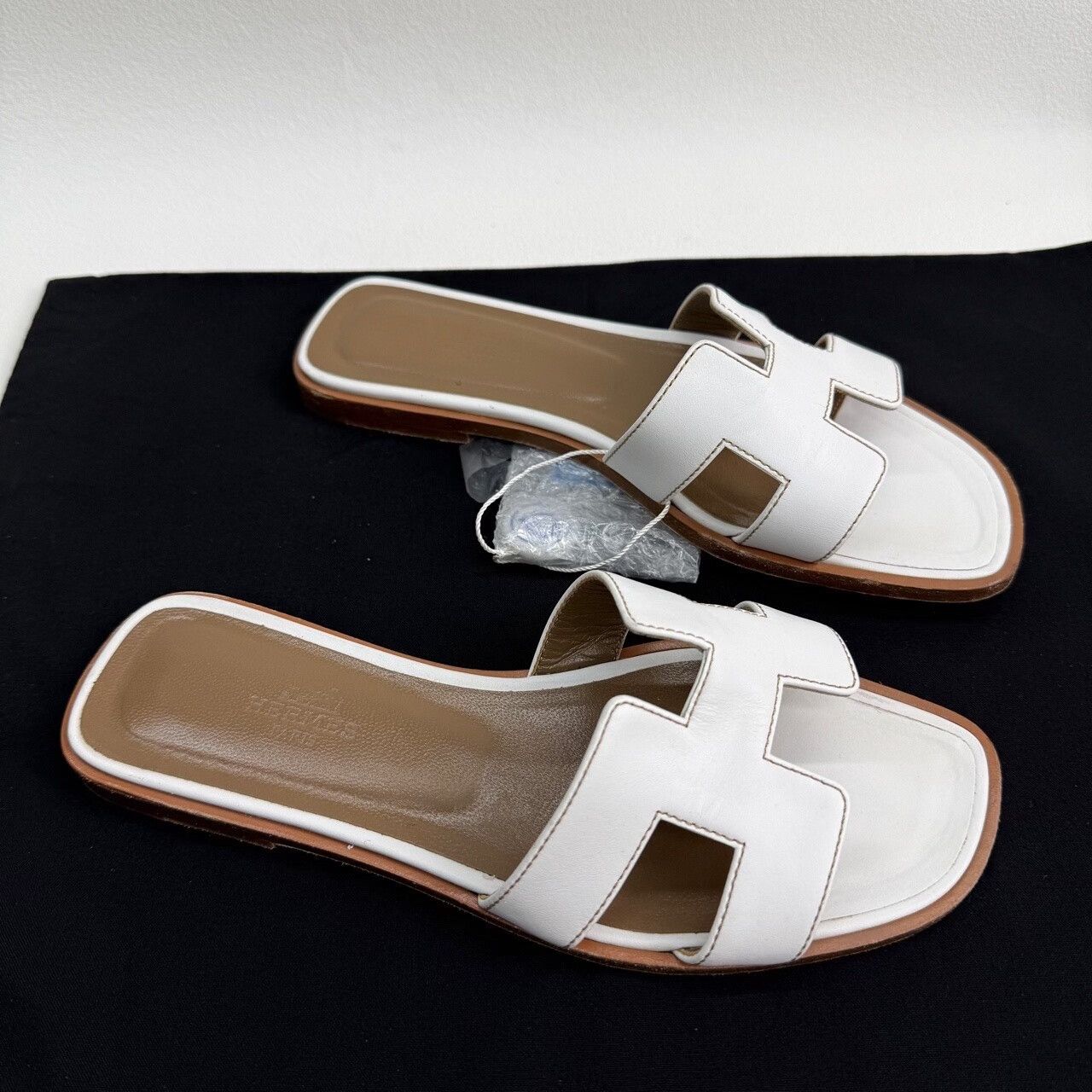 Hermes Hermes White Sandals us_6 Women Size US 6 / IT 36 - 3 Thumbnail