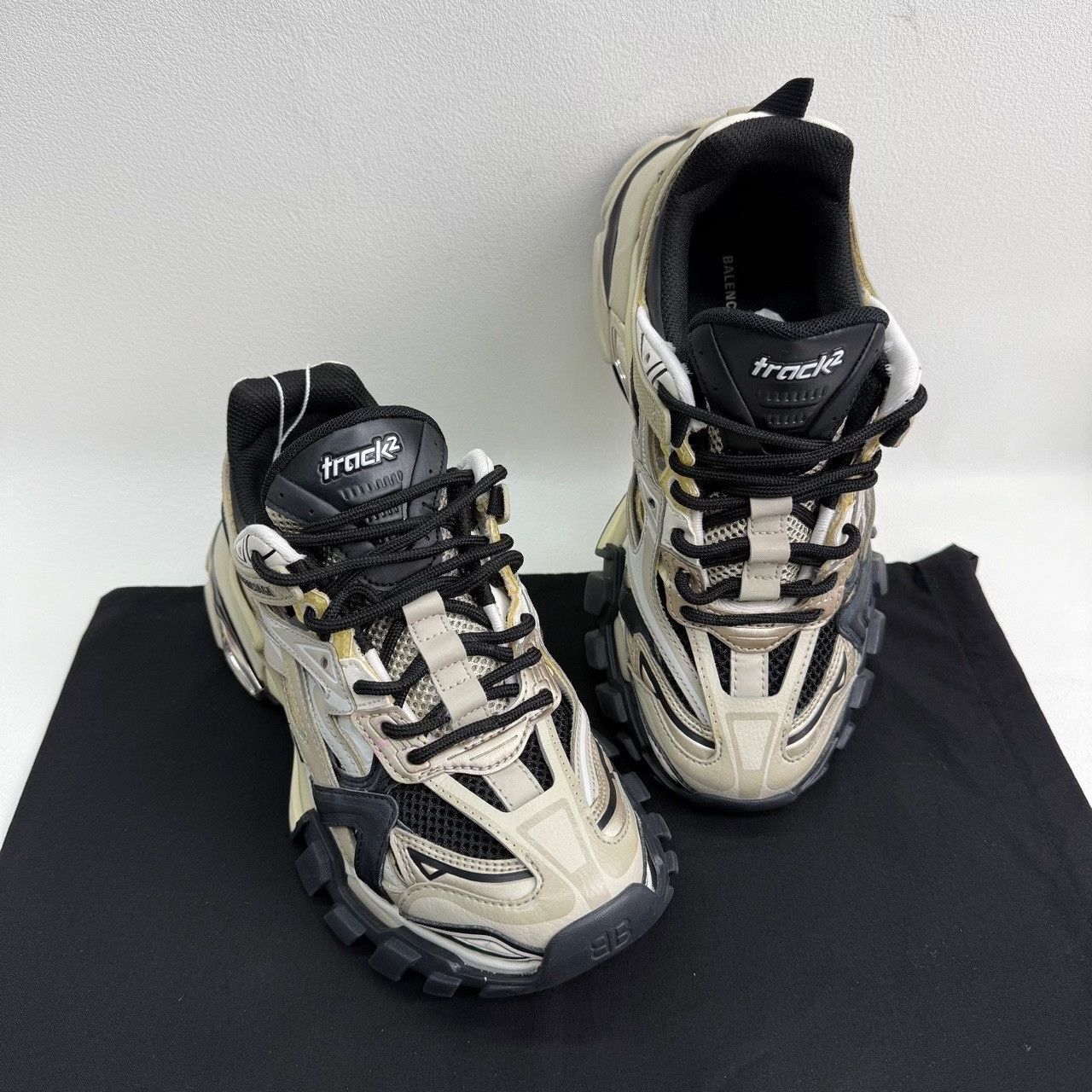 Balenciaga Balenciaga Multi Lowtop Sneakers us_6 Women Size US 6 / IT 36 - 8 Thumbnail