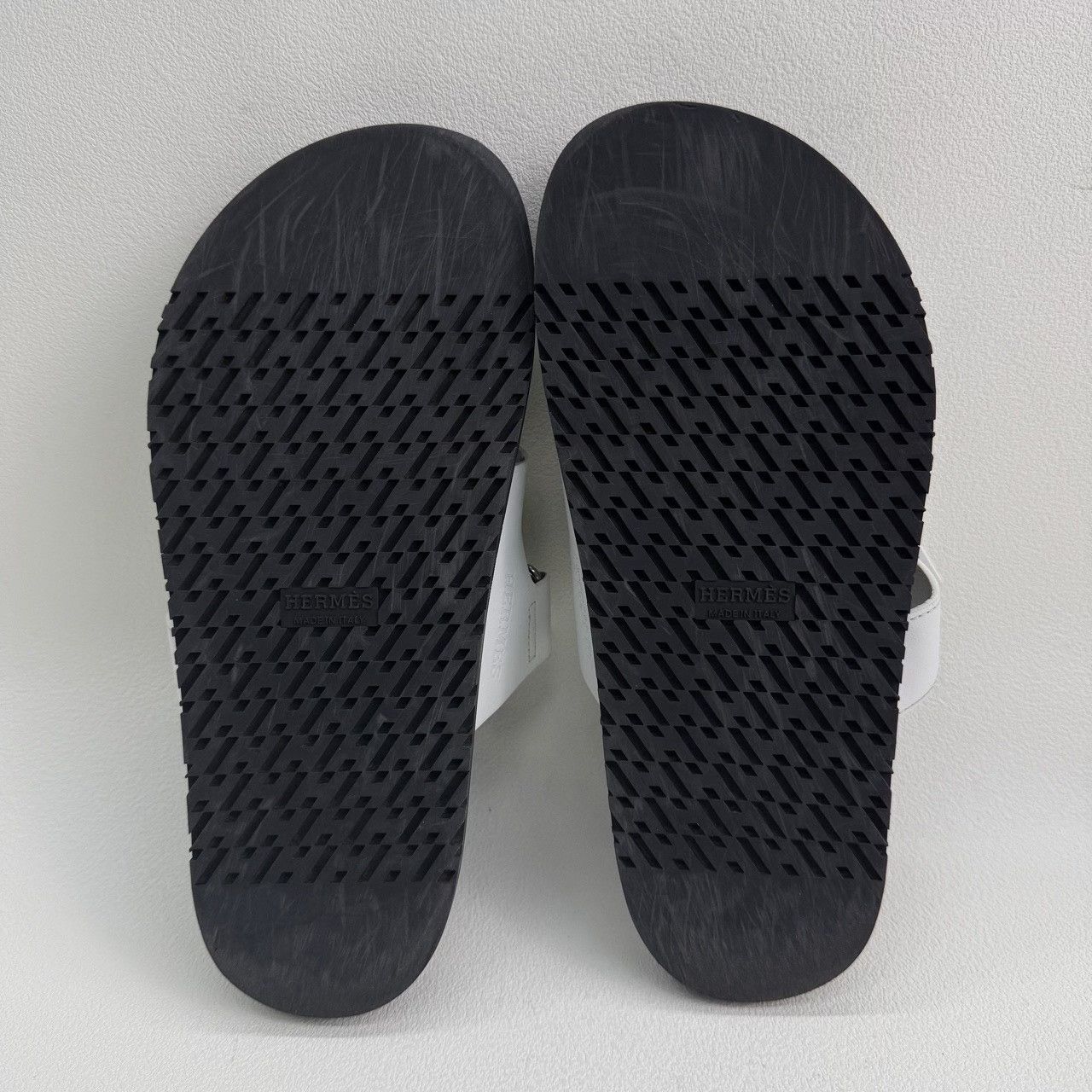 Hermes Hermes White Sandals us_6-5 Women Size US 6.5 / IT 36.5 - 8 Thumbnail