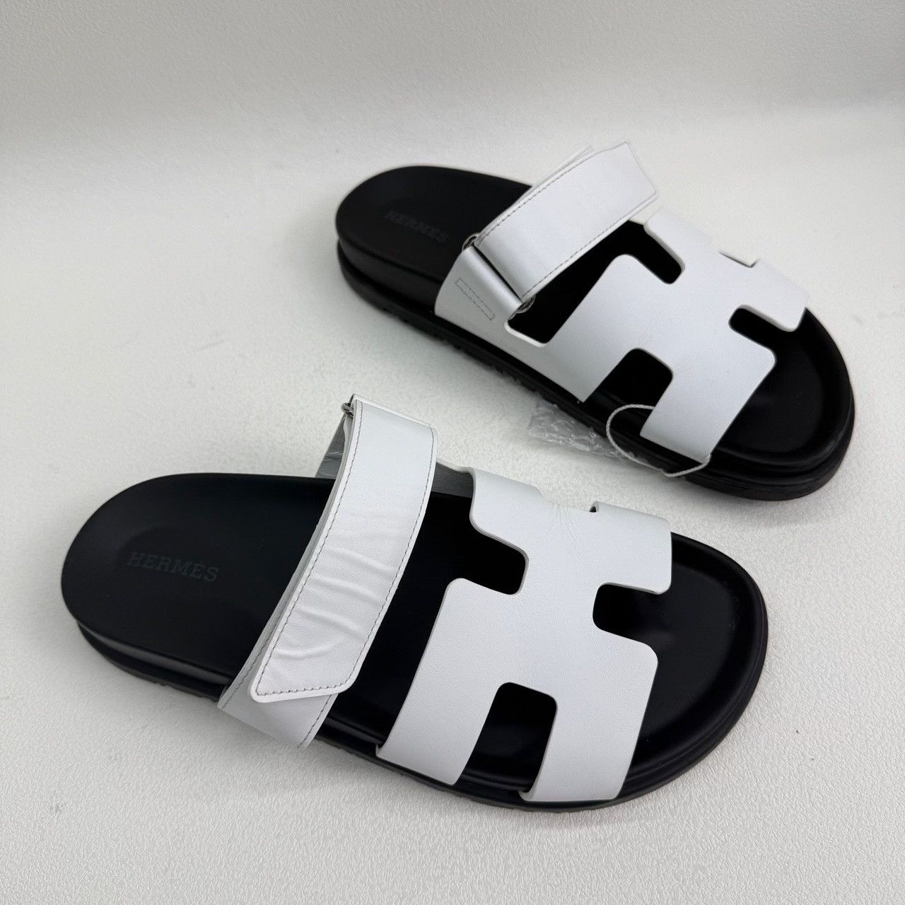 Hermes Hermes White Sandals us_6-5 Women Size US 6.5 / IT 36.5 - 3 Thumbnail