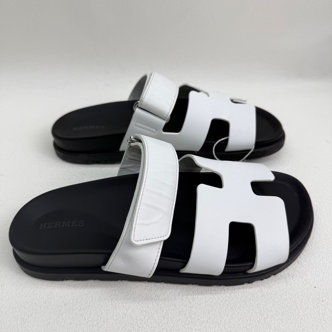 Hermes Hermes White Sandals us_6-5 Women Size US 6.5 / IT 36.5 - 4 Thumbnail