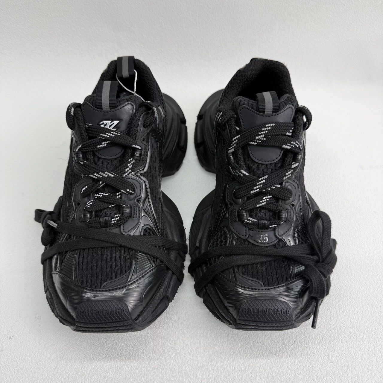 Balenciaga Balenciaga Mesh Black Lowtop Sneakers us_5 Women Size US 5 / IT 35 - 2 Thumbnail