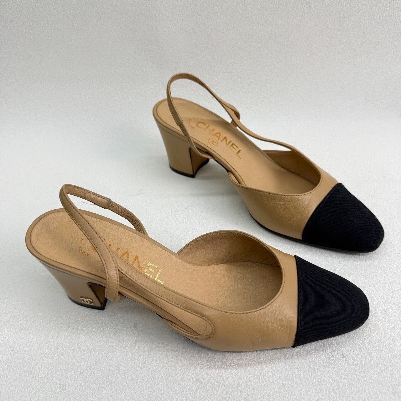 Chanel Chanel Beige Sandals us_6 Women Size US 6 / IT 36 - 3 Thumbnail