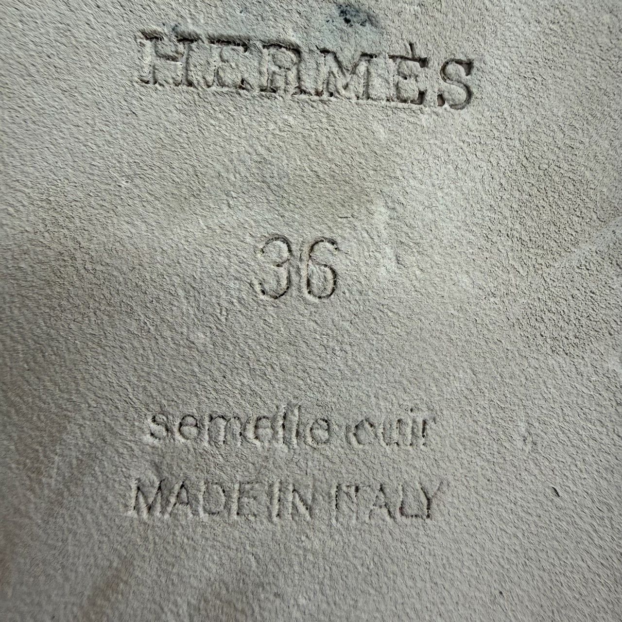 Hermes Hermes White Sandals us_6 Women Size US 6 / IT 36 - 7 Thumbnail