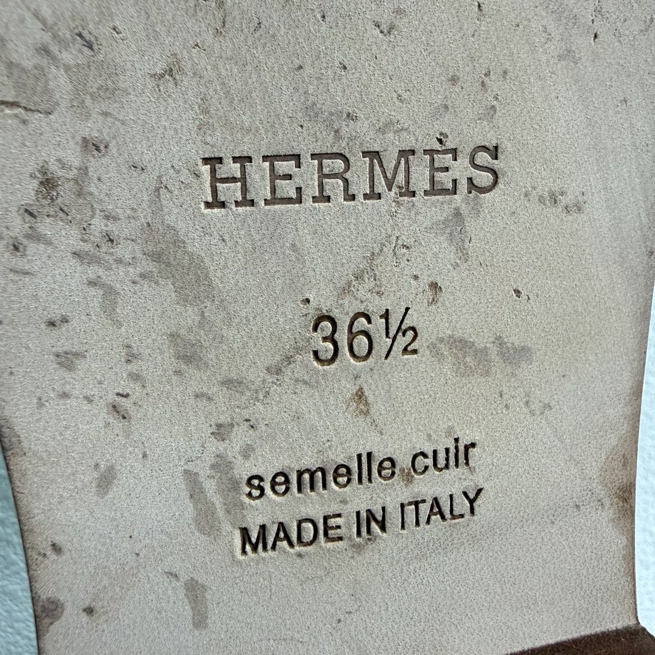 Hermes Hermes White Sandals us_6 Women Size US 6 / IT 36 - 8 Thumbnail