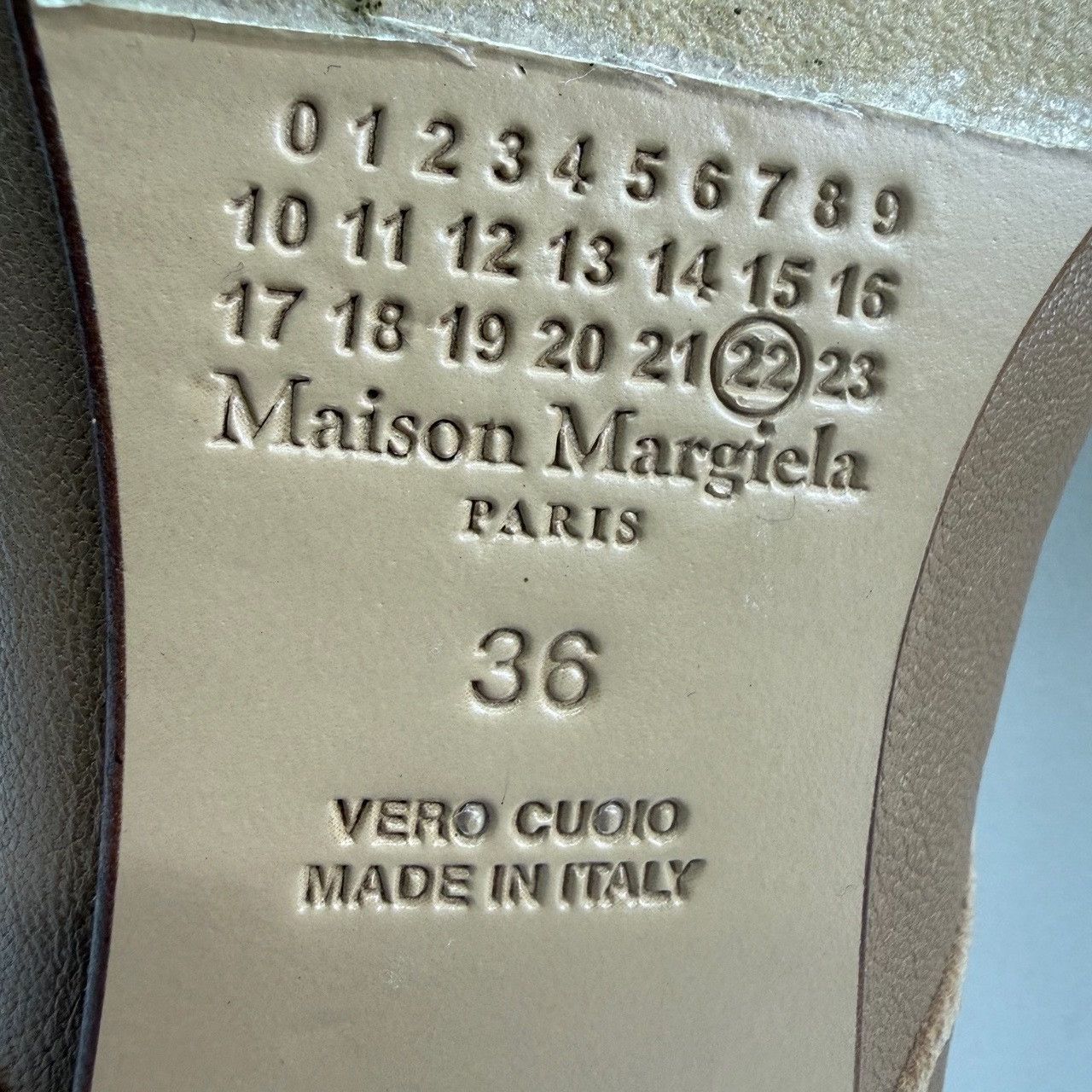 Maison Margiela Maison Margiela Leather Beige Lowtop Sneakers us_6 Women Size US 6 / IT 36 - 8 Thumbnail