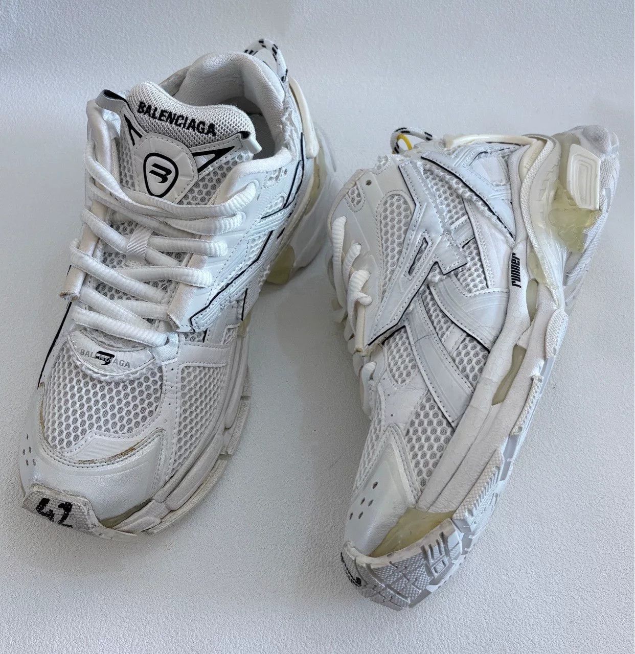 Balenciaga Balenciaga Running White Lowtop Sneakers 9 Men Size US 9 / EU 42 - 7 Thumbnail