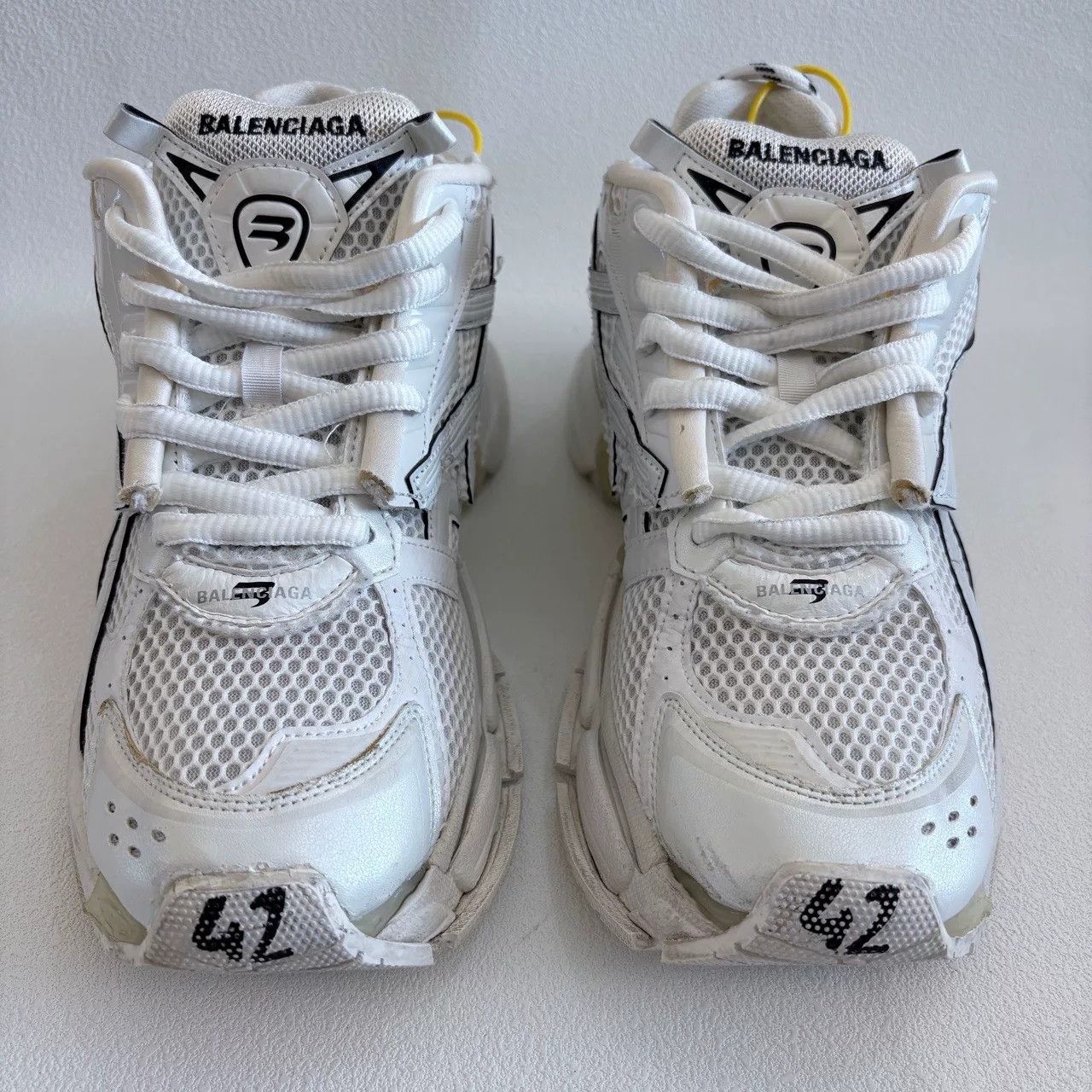 Balenciaga Balenciaga Running White Lowtop Sneakers 9 Men Size US 9 / EU 42 - 2 Thumbnail