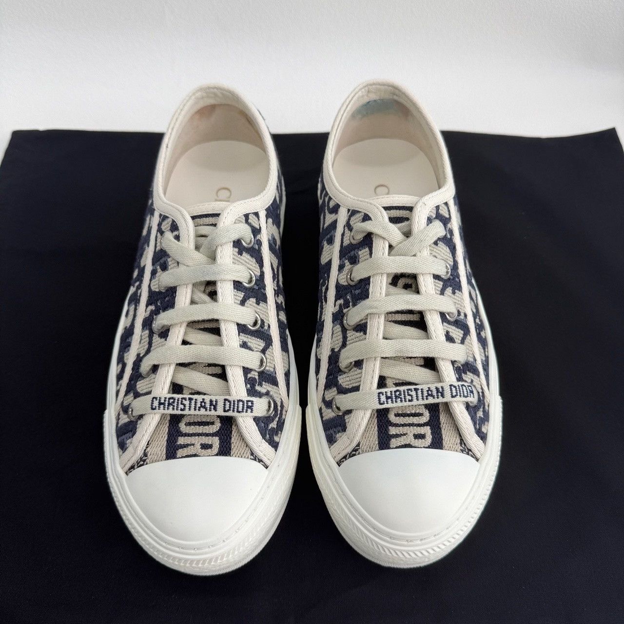 Dior Dior Blue Lowtop Sneakers us_4 Women Size US 4 / IT 34 - 2 Thumbnail