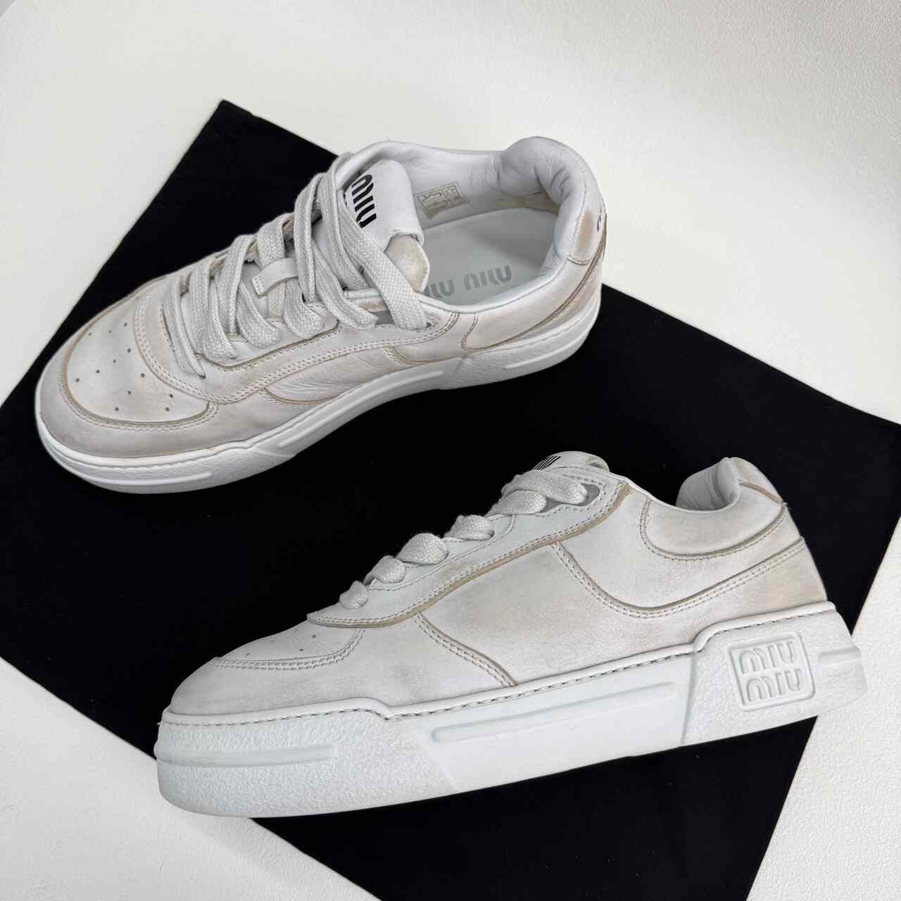 Miu Miu Miu Miu Retro White Lowtop Sneakers us_7-5 Women Size US 7.5 / IT 37.5 - 8 Thumbnail