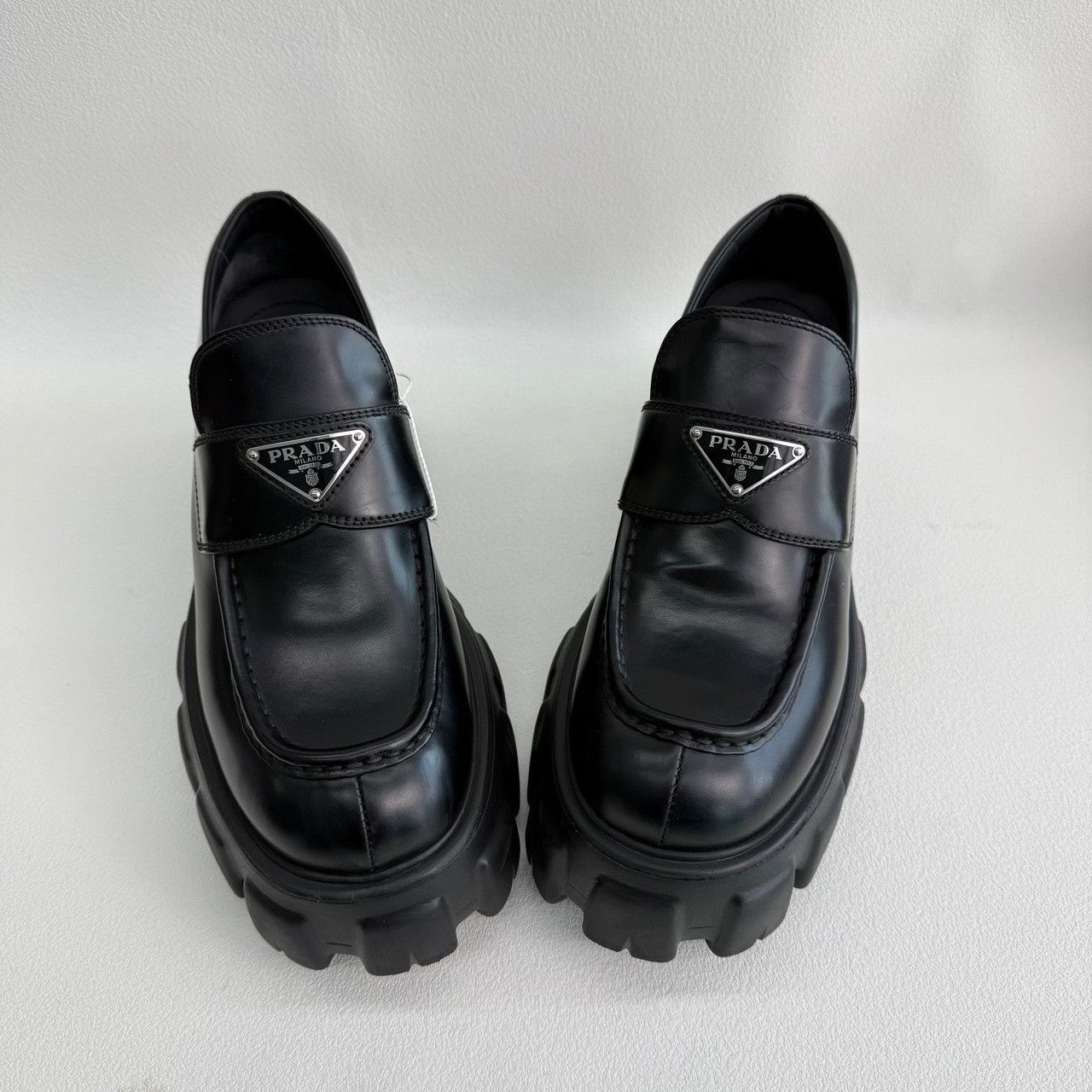 Prada Prada Leather Lowtop Sneakers us_8-5 Women Size US 8.5 / IT 38.5 - 8 Thumbnail