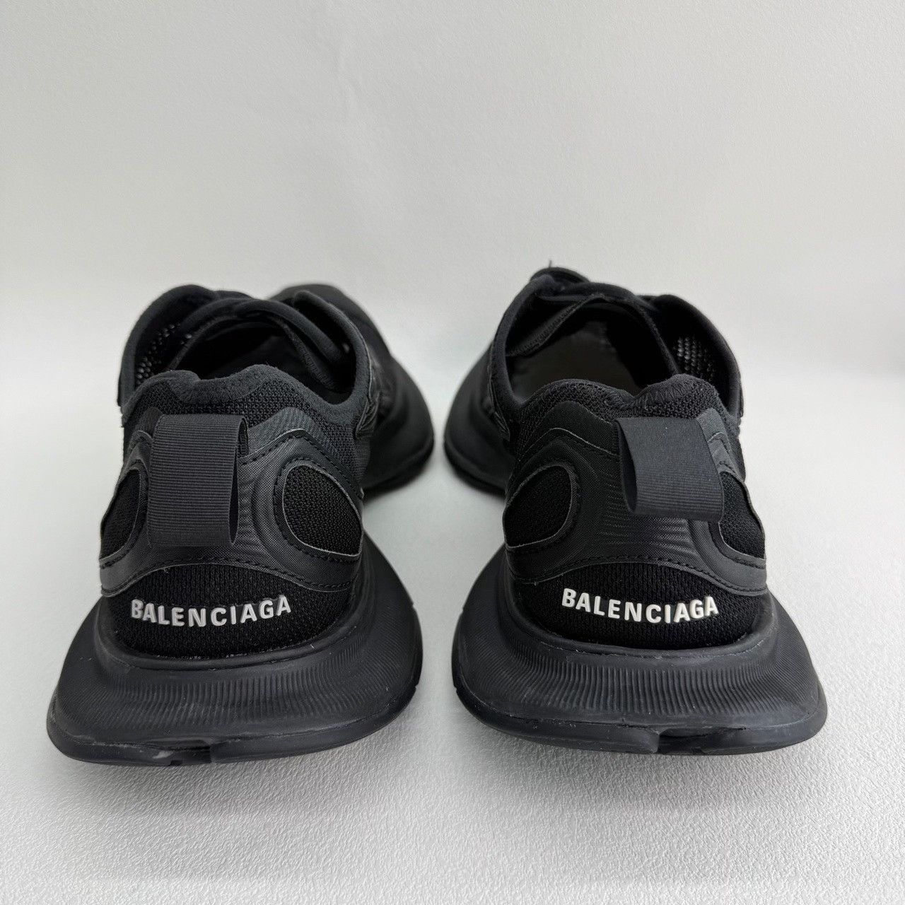Balenciaga Balenciaga Black Lowtop Sneakers 8.5 Men Size US 8.5 / EU 41-42 - 5 Thumbnail