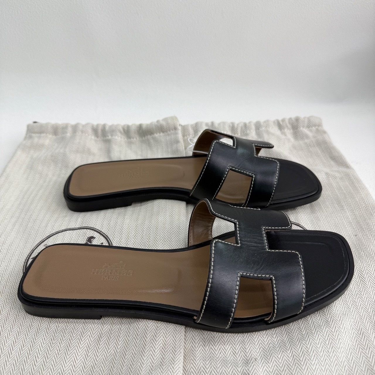Hermes Hermes Leather Black Sandals us_6 Women Size US 6 / IT 36 - 4 Thumbnail