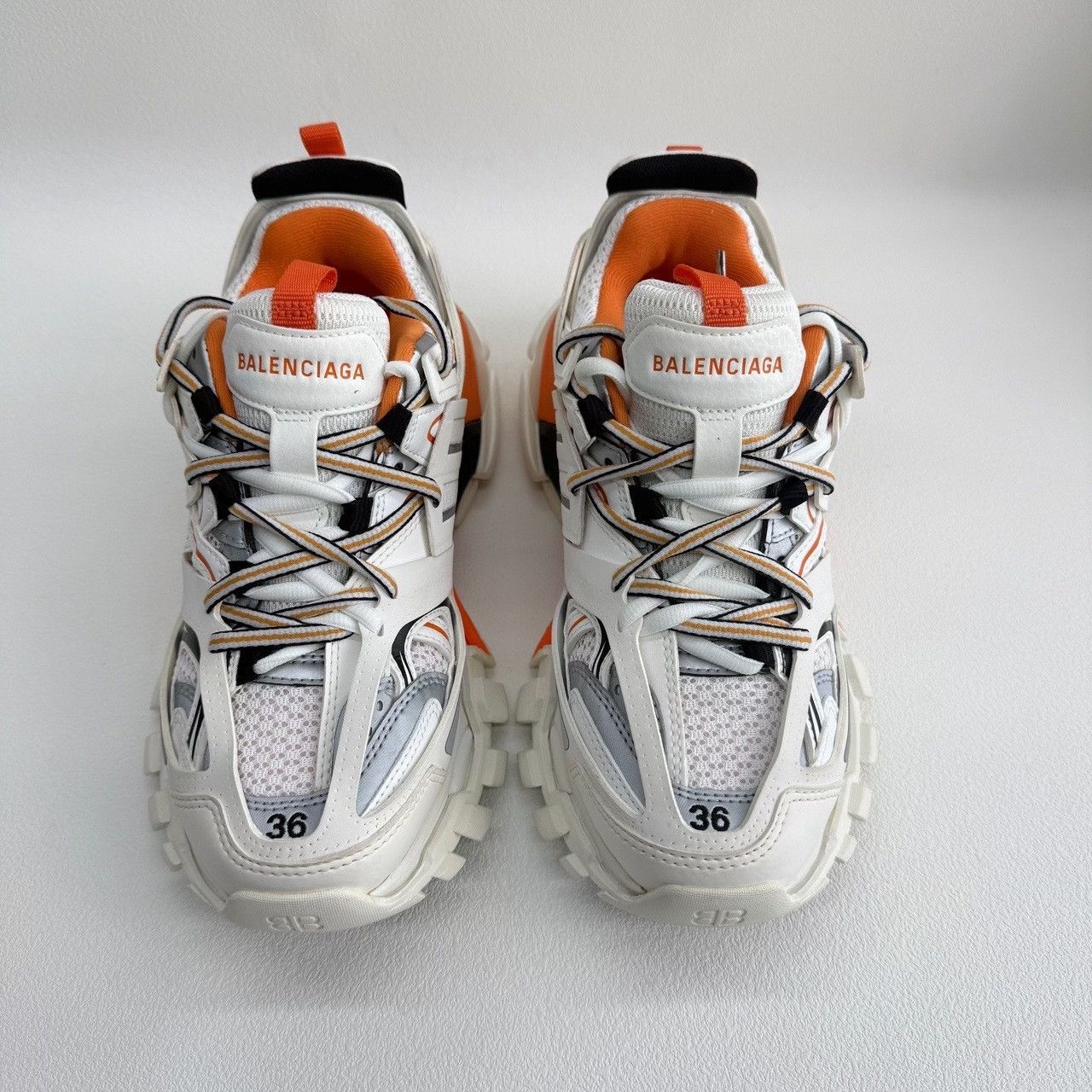 Balenciaga Balenciaga Distressed White Lowtop Sneakers us_6 Women Size US 6 / IT 36 - 2 Thumbnail
