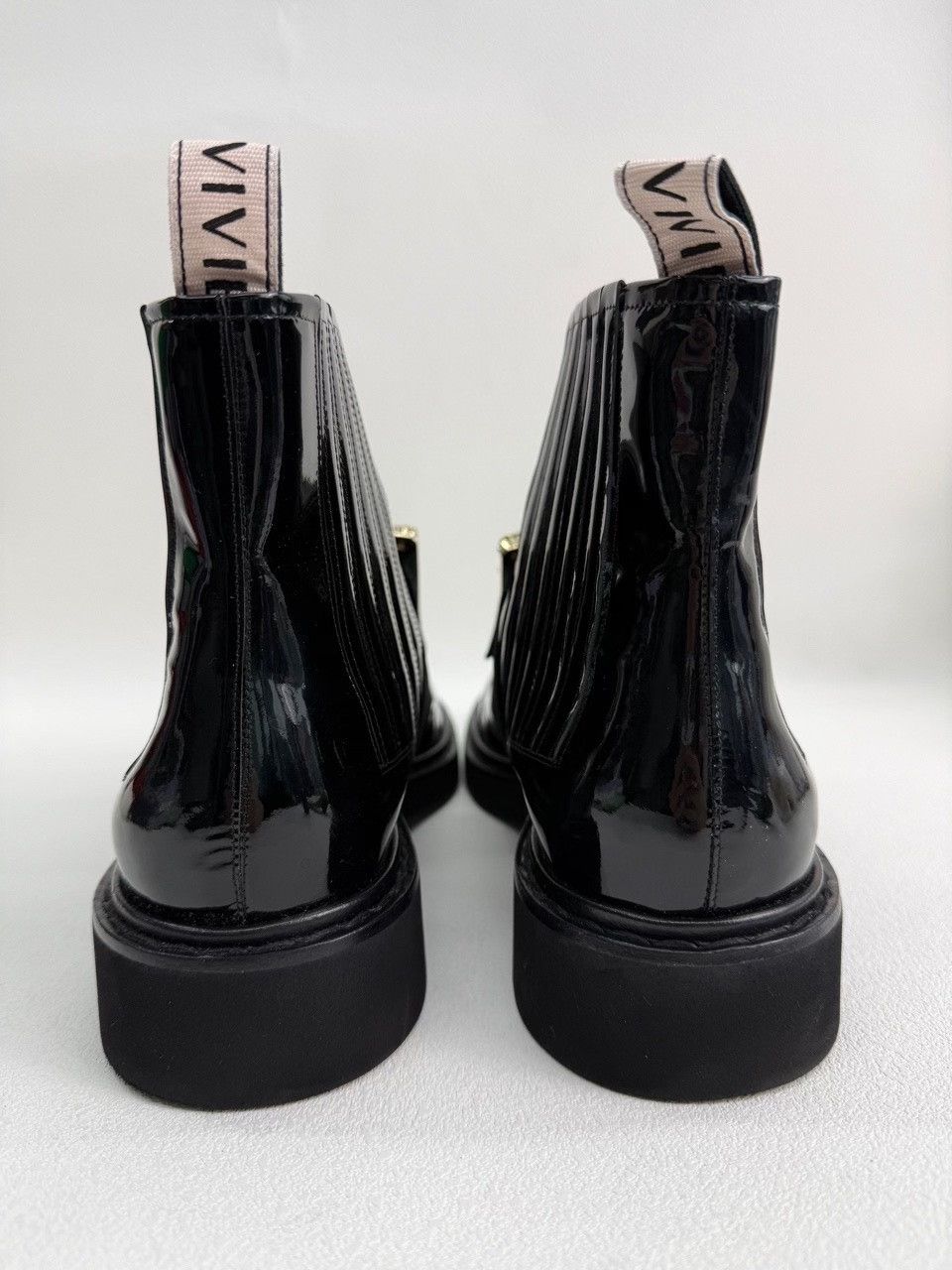 Roger Vivier Roger Vivier Retro Black Boots us_8-5 Women Size US 8.5 / IT 38.5 - 5 Thumbnail