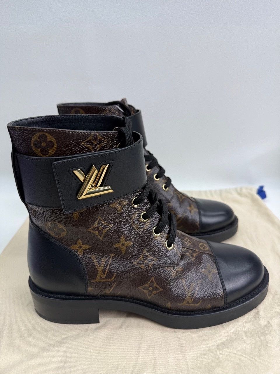 Louis Vuitton Louis Vuitton Brown Boots us_7-5 Women Size US 7.5 / IT 37.5 - 5 Thumbnail