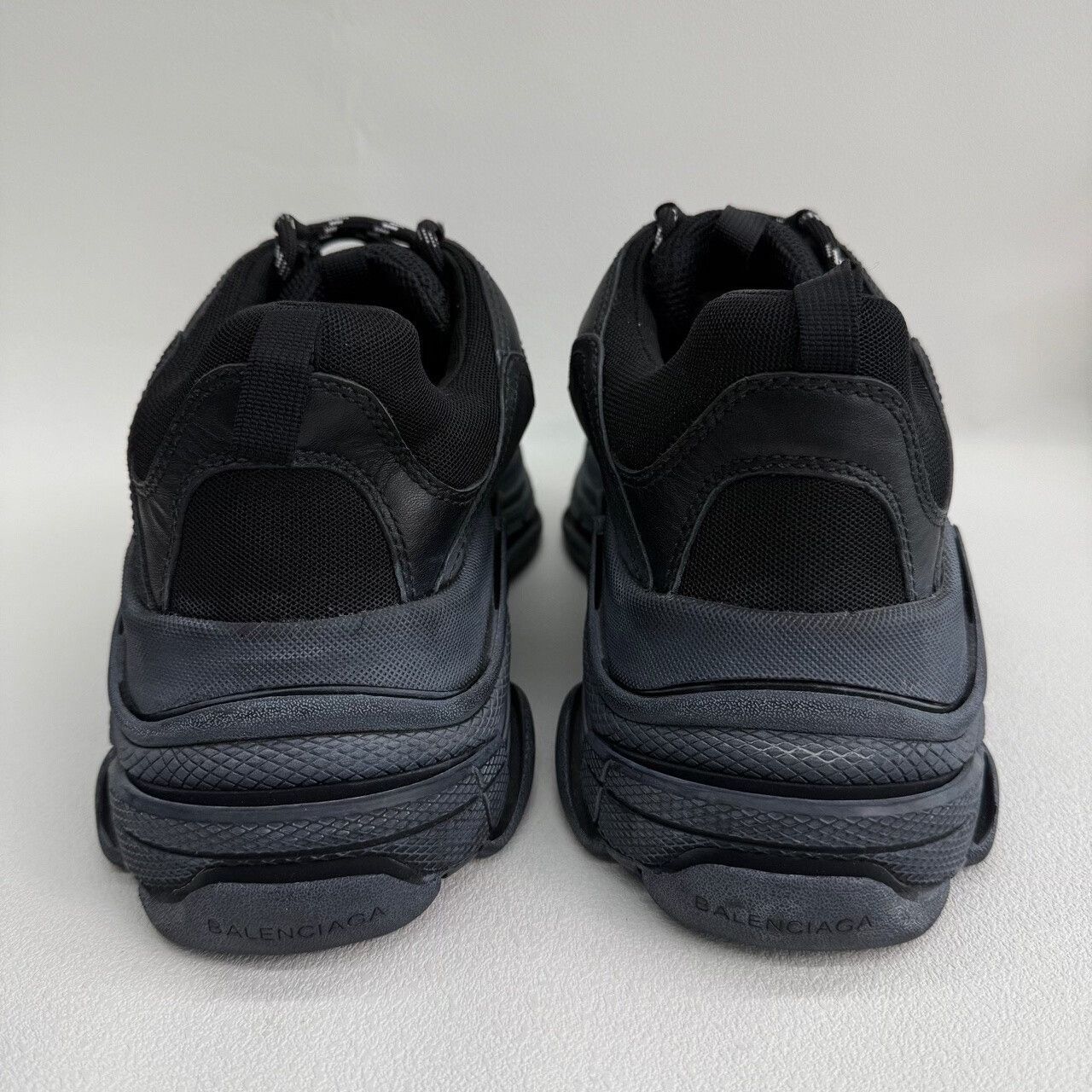 Balenciaga Balenciaga Black Lowtop Sneakers 10 Men Size US 10 / EU 43 - 5 Thumbnail