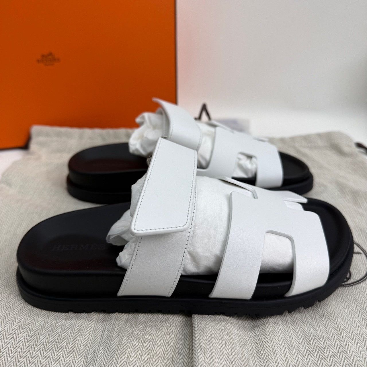 Hermes Hermes White Sandals us_5 Women Size US 5 / IT 35 - 5 Thumbnail